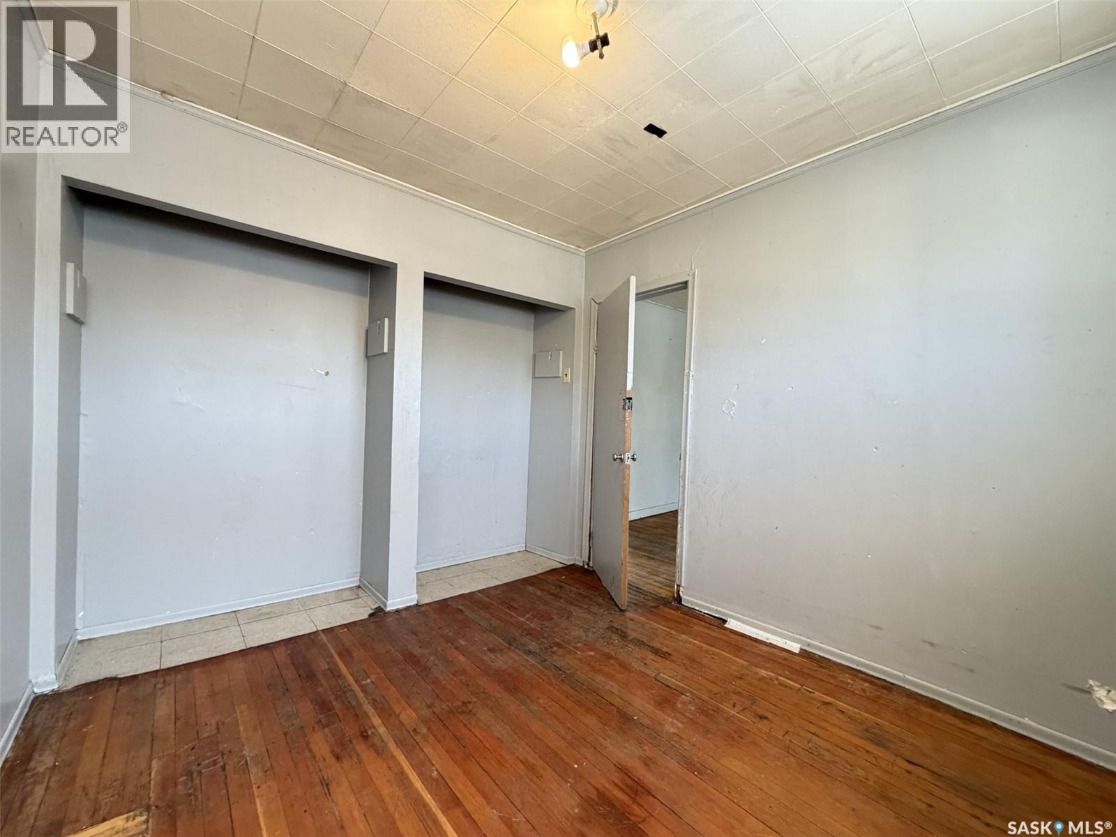 1037 Broder Street, Regina, Saskatchewan  S4N 3P8 - Photo 6 - SK033480