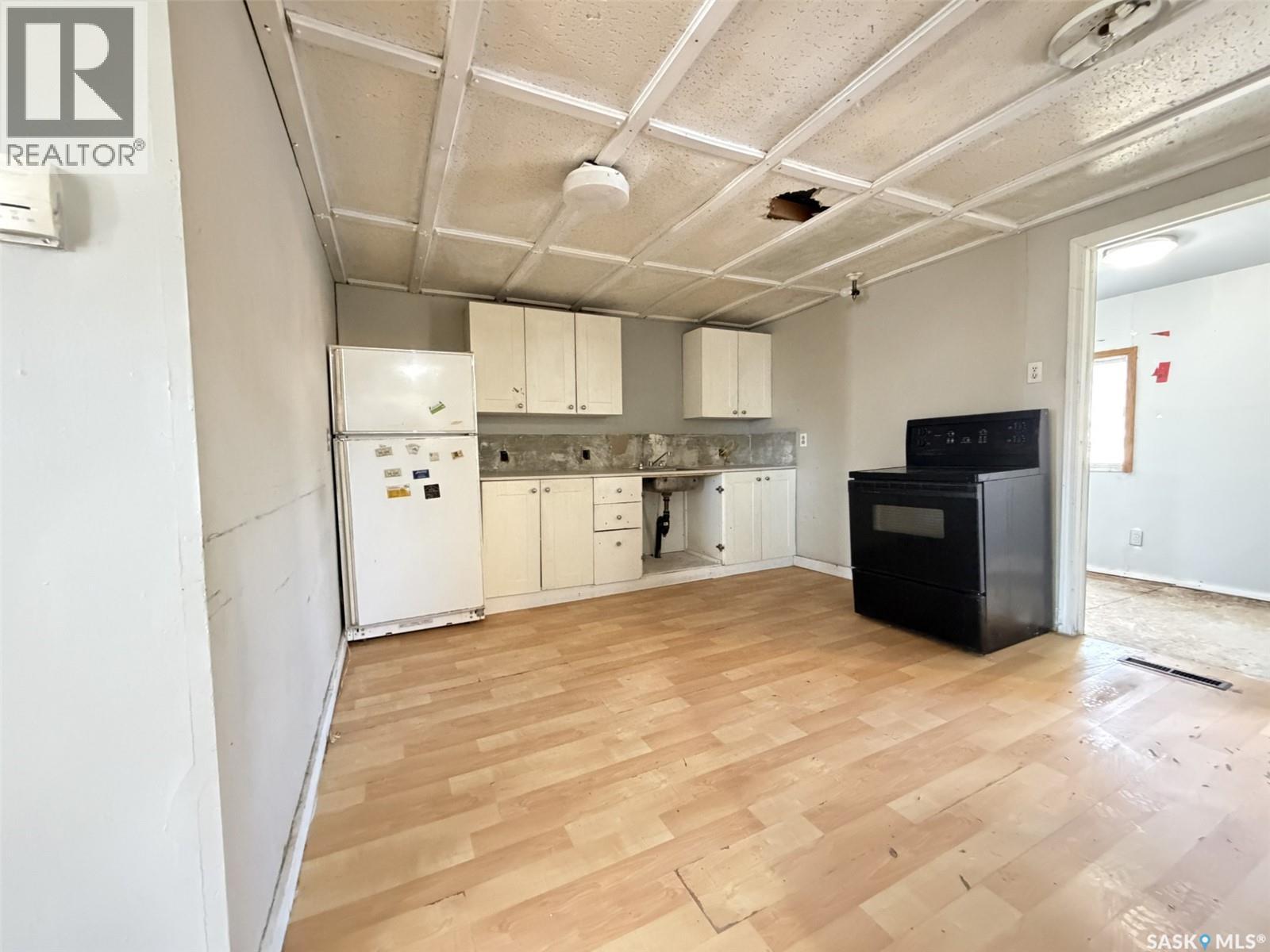 1037 Broder Street, Regina, Saskatchewan  S4N 3P8 - Photo 9 - SK033480