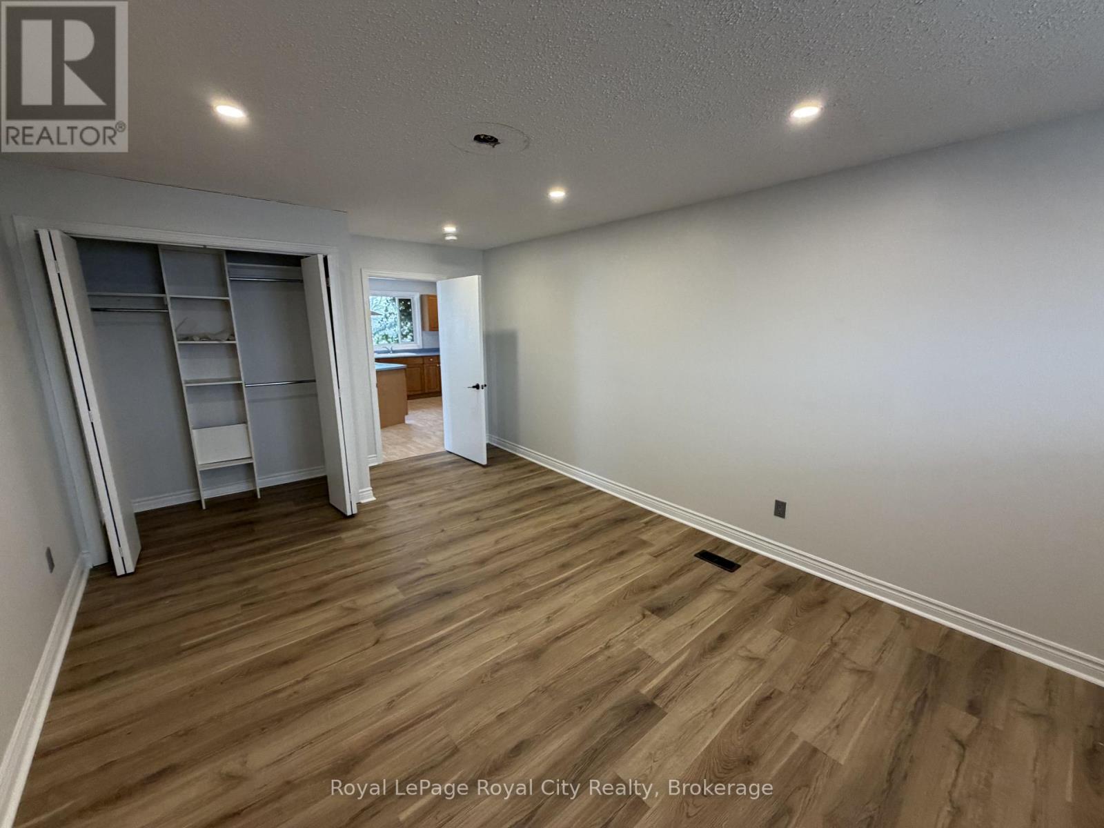 2 - 245 Speedvale Avenue W, Guelph, Ontario  N1H 1C5 - Photo 17 - X13031030