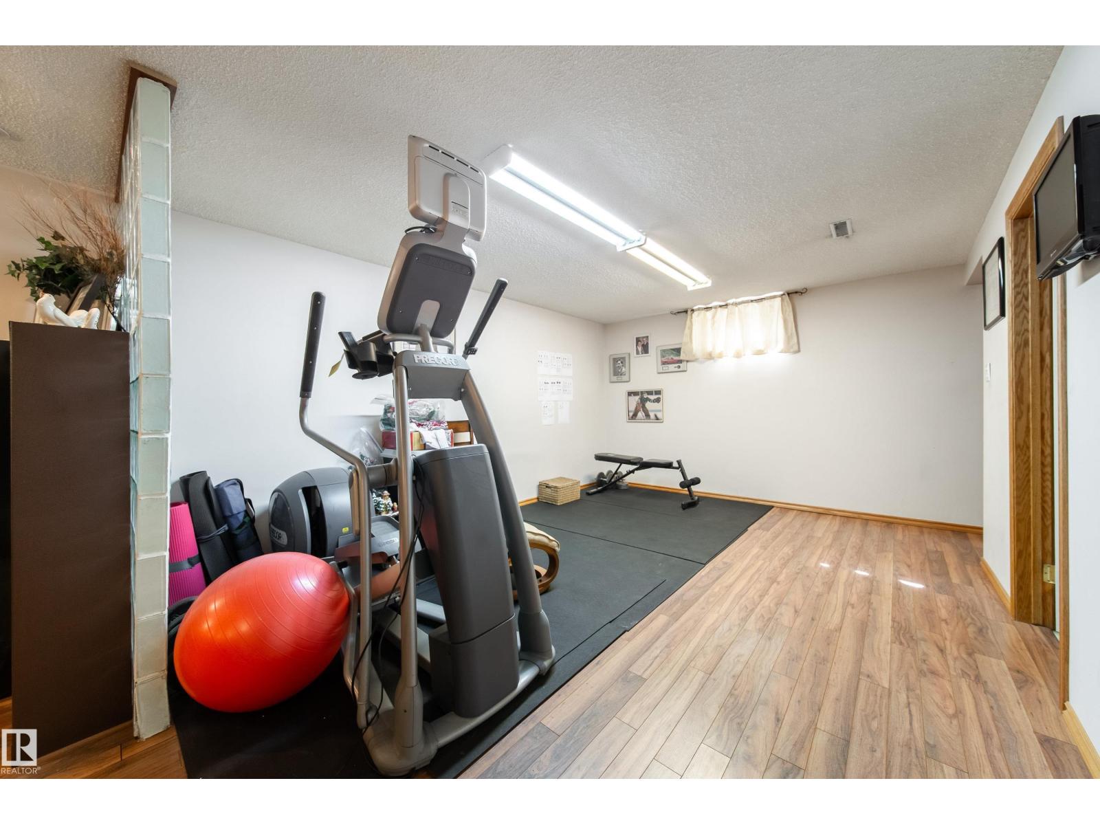 8932 154 St Nw, Edmonton, Alberta  T5R 1S8 - Photo 31 - E4483514