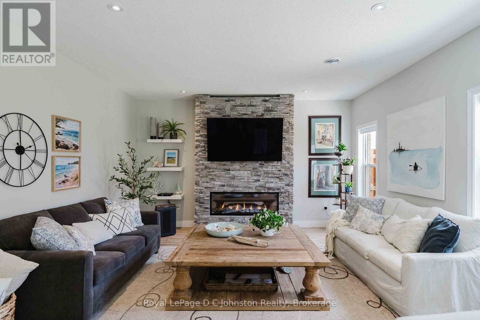 221 Grenville Street S, Saugeen Shores, Ontario  N0H 2L0 - Photo 13 - X13031118