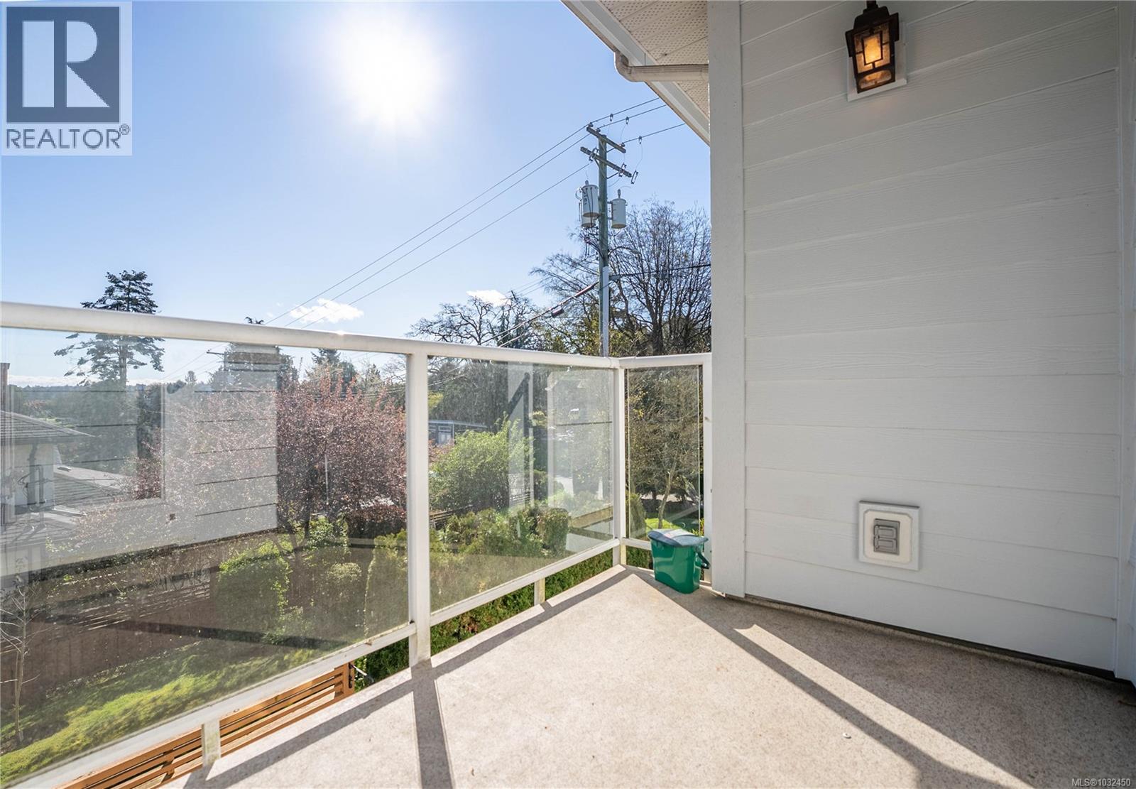 209 3915 Carey Rd, Saanich, British Columbia  V8Z 4E3 - Photo 23 - 1032450