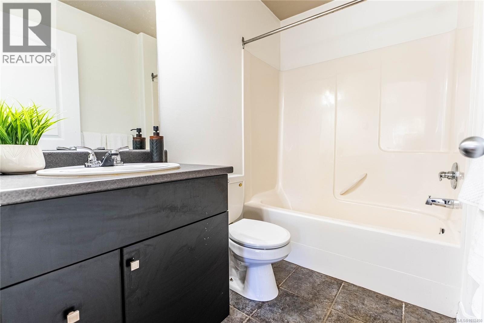 209 3915 Carey Rd, Saanich, British Columbia  V8Z 4E3 - Photo 16 - 1032450