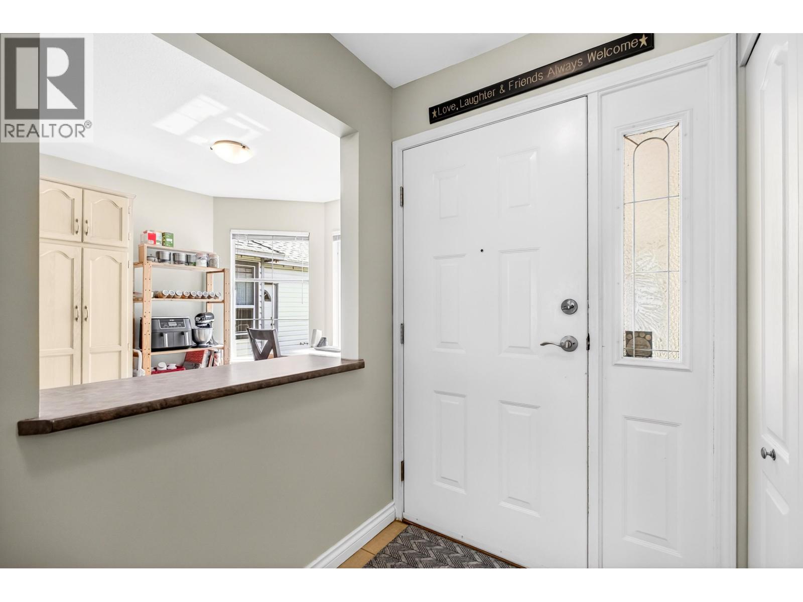 20673 W River Road, Maple Ridge, British Columbia  V2X 0P3 - Photo 3 - R3114539