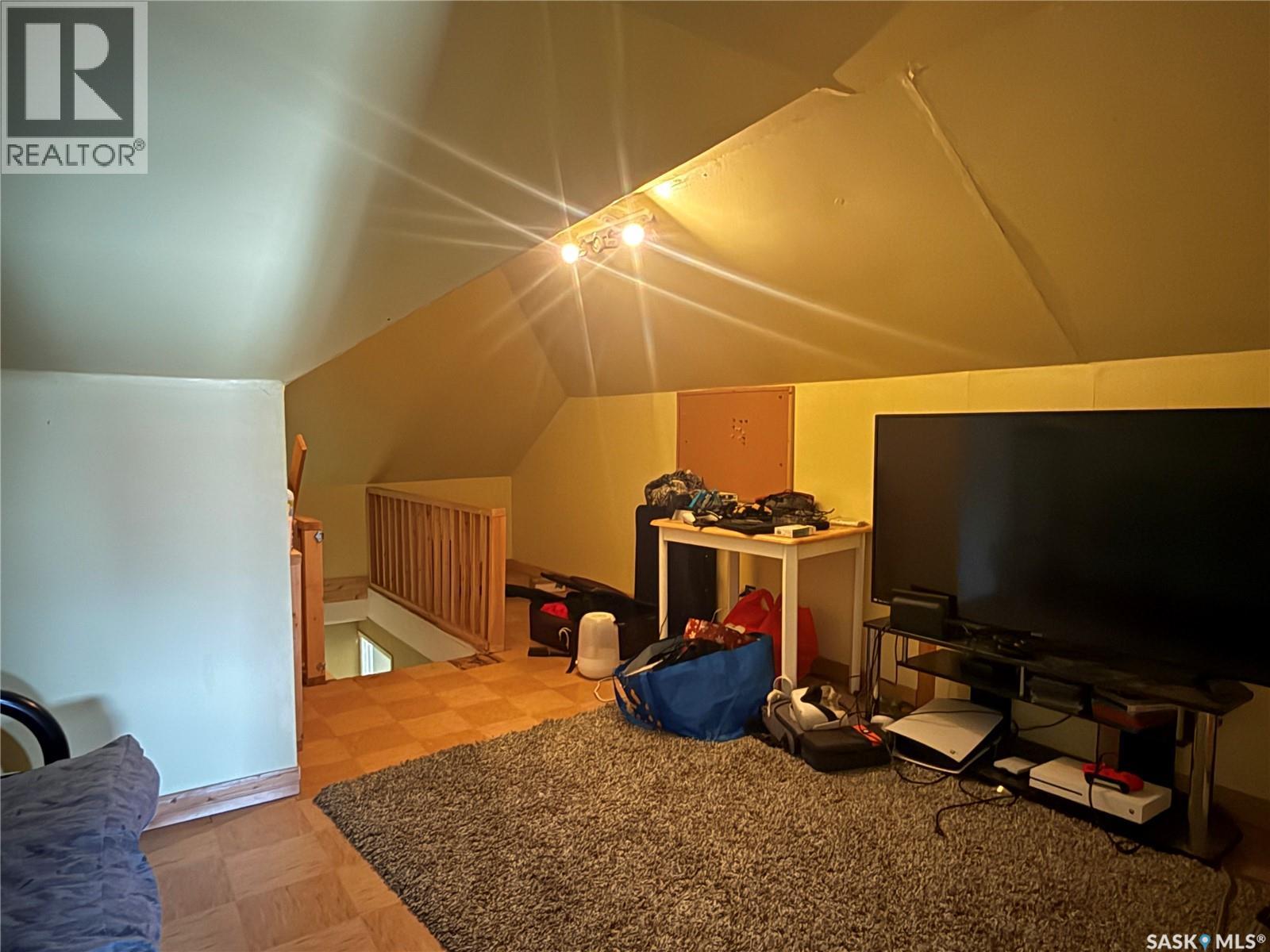 249 8th Avenue W, Melville, Saskatchewan  S0A 2P0 - Photo 22 - SK033490