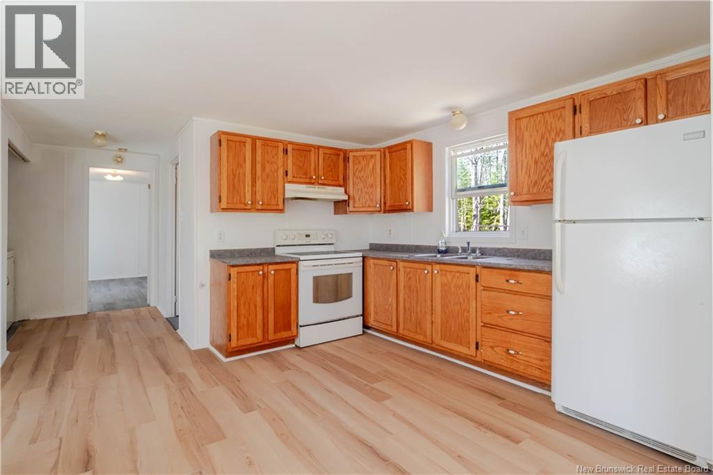 21 Cass Drive, Waasis, New Brunswick  E3B 9G9 - Photo 10 - NB137306