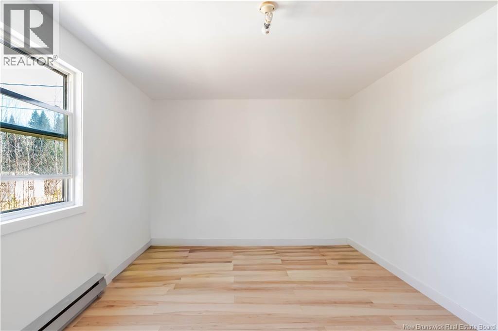 21 Cass Drive, Waasis, New Brunswick  E3B 9G9 - Photo 5 - NB137306