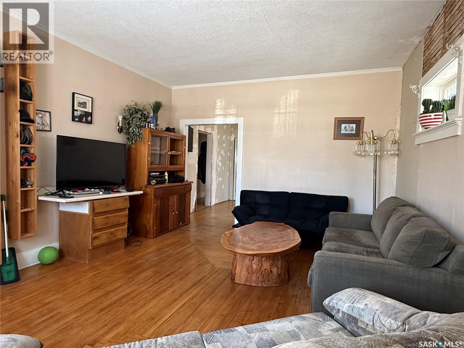 249 8th Avenue W, Melville, Saskatchewan  S0A 2P0 - Photo 6 - SK033490