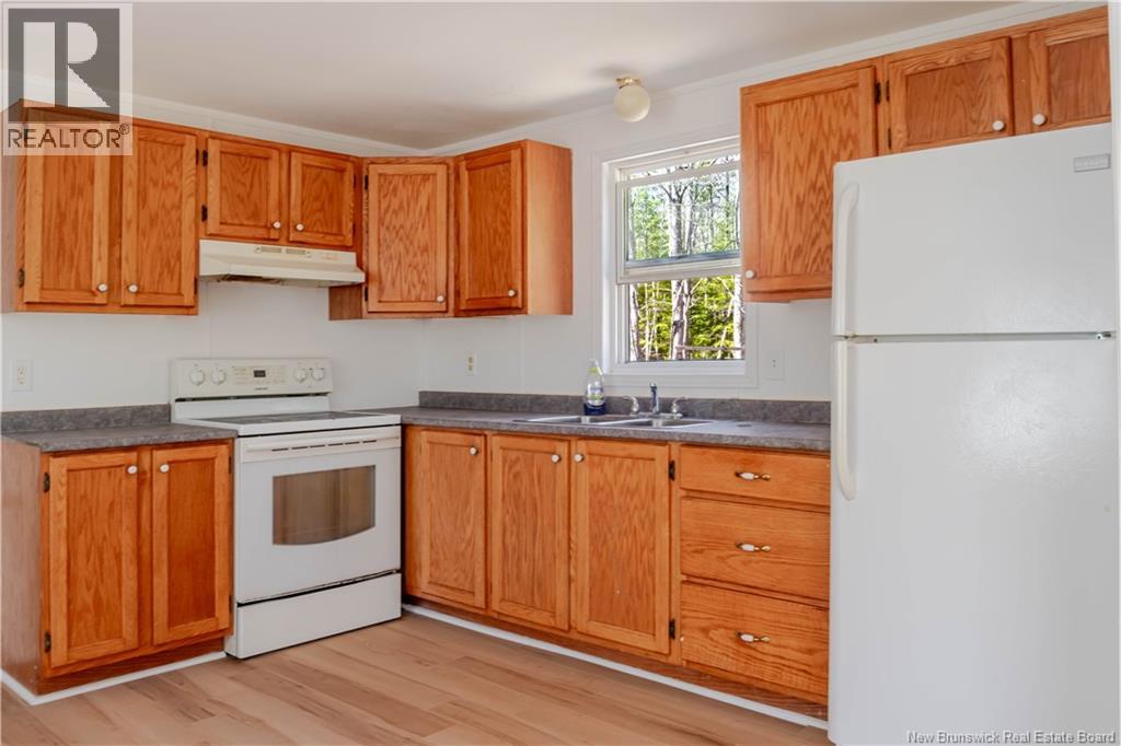 21 Cass Drive, Waasis, New Brunswick  E3B 9G9 - Photo 11 - NB137306