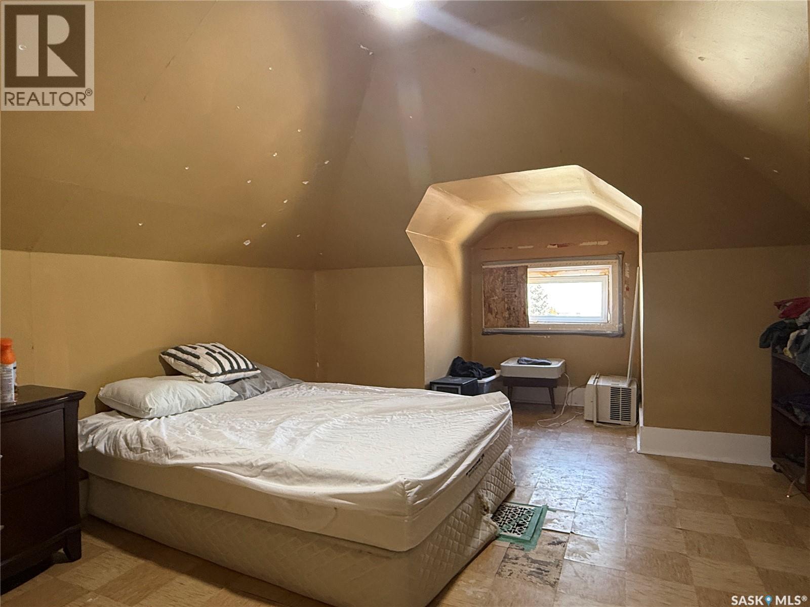 249 8th Avenue W, Melville, Saskatchewan  S0A 2P0 - Photo 25 - SK033490