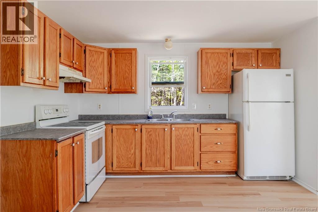 21 Cass Drive, Waasis, New Brunswick  E3B 9G9 - Photo 15 - NB137306