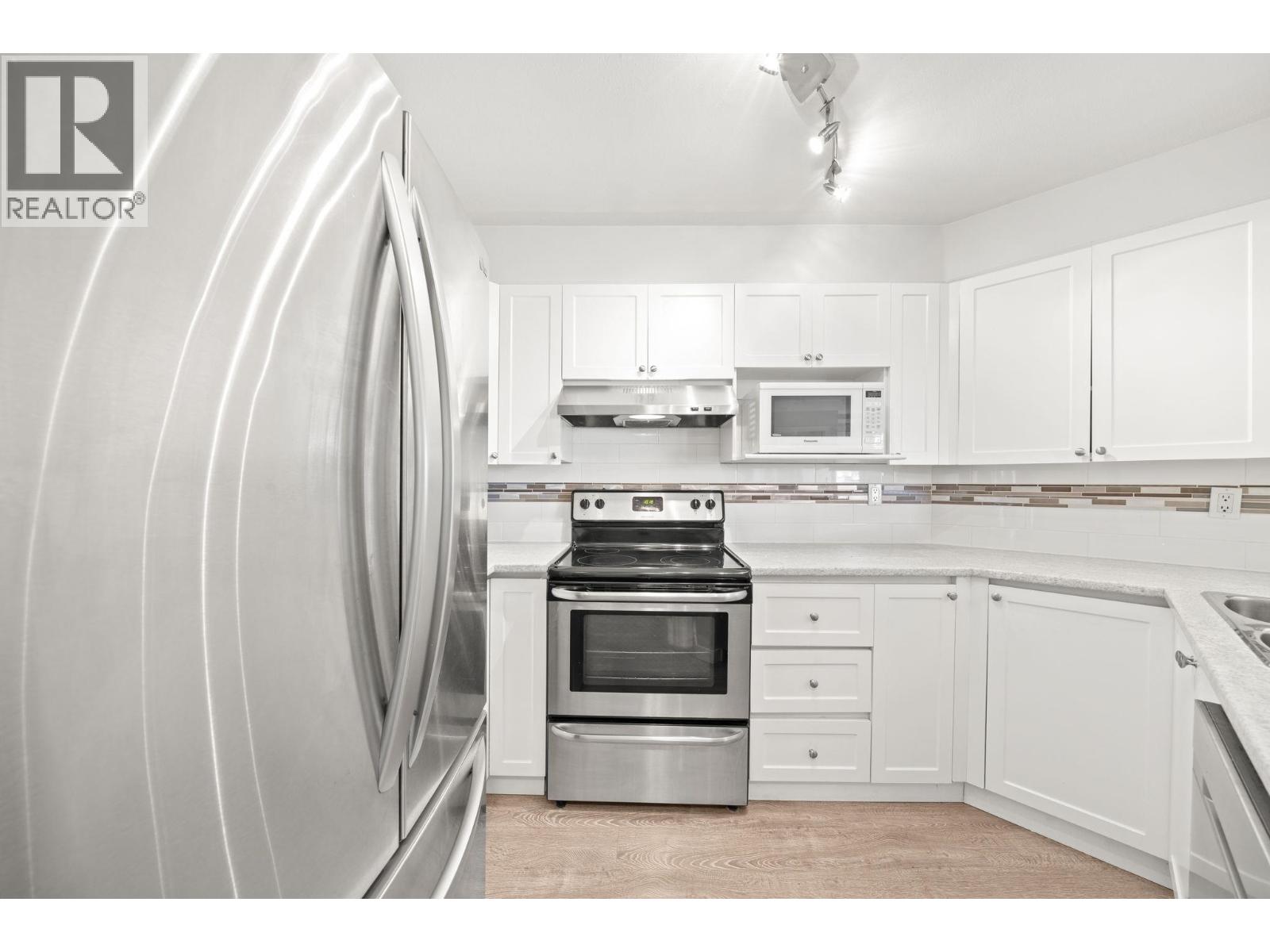 303 2429 Hawthorne Avenue, Port Coquitlam, British Columbia  V3C 6G6 - Photo 10 - R3114386