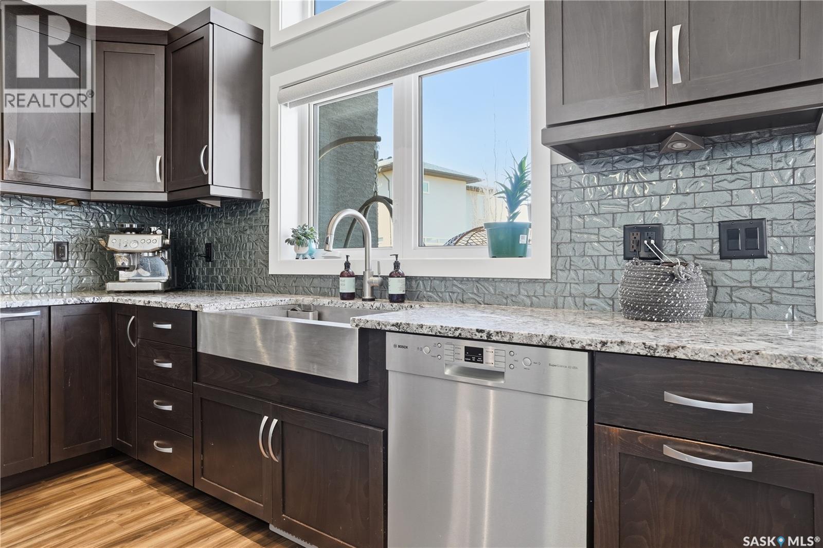 313 Prairie View Drive, Regina, Saskatchewan  S4Y 0B1 - Photo 6 - SK033507