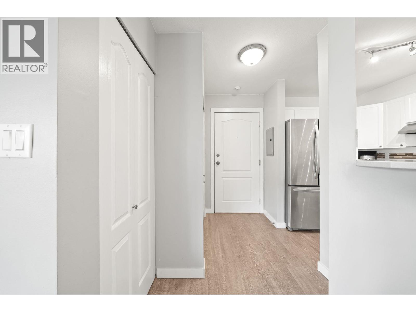 303 2429 Hawthorne Avenue, Port Coquitlam, British Columbia  V3C 6G6 - Photo 13 - R3114386