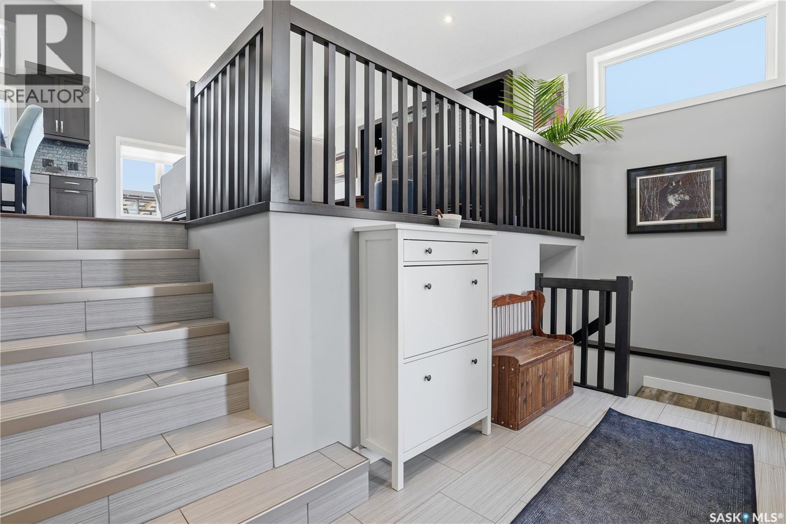 313 Prairie View Drive, Regina, Saskatchewan  S4Y 0B1 - Photo 3 - SK033507