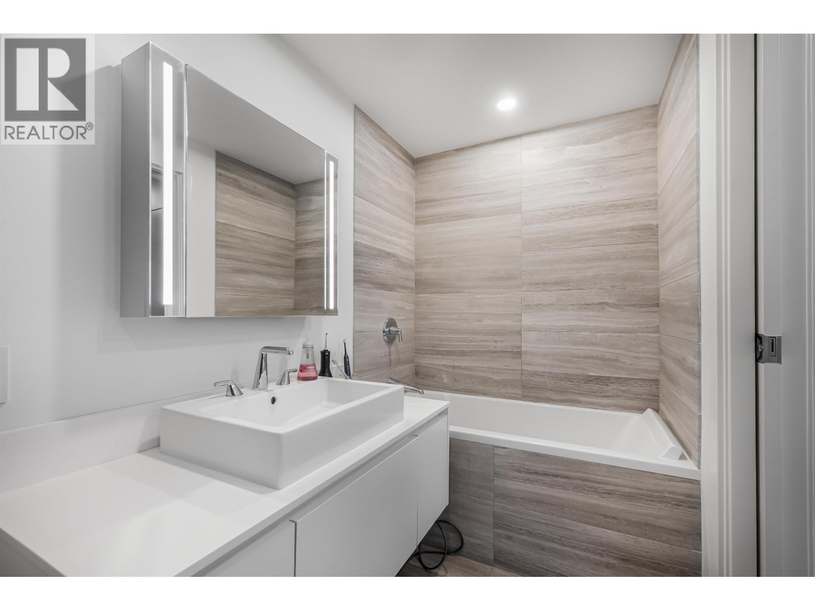 2306 1480 Howe Street, Vancouver, British Columbia  V6Z 0G5 - Photo 12 - R3113806