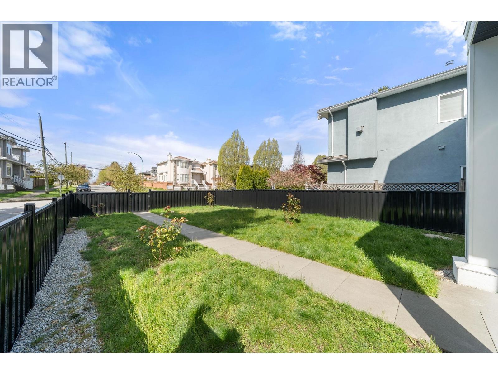 6692 Nanaimo Street, Vancouver, British Columbia  V5P 4L2 - Photo 37 - R3113717