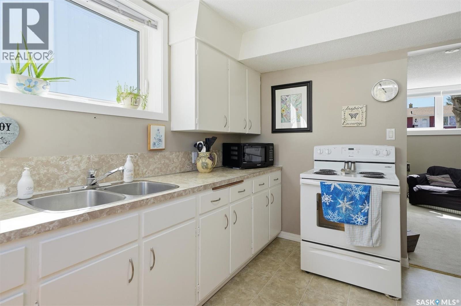 337 East Place, Saskatoon, Saskatchewan  S7J 2Y4 - Photo 26 - SK033518