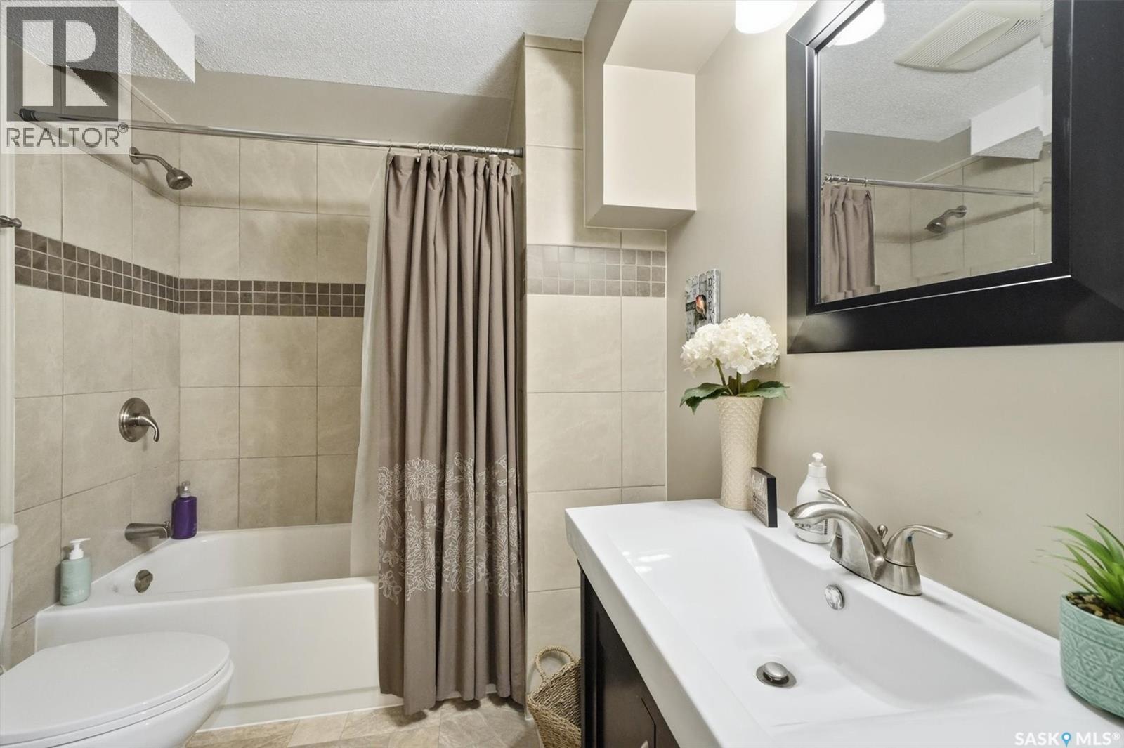 337 East Place, Saskatoon, Saskatchewan  S7J 2Y4 - Photo 32 - SK033518