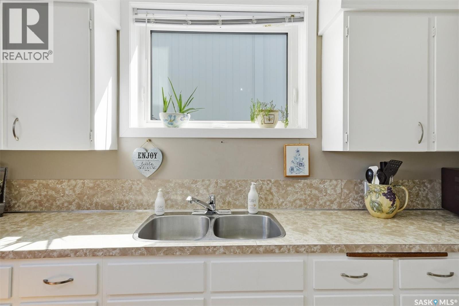 337 East Place, Saskatoon, Saskatchewan  S7J 2Y4 - Photo 25 - SK033518