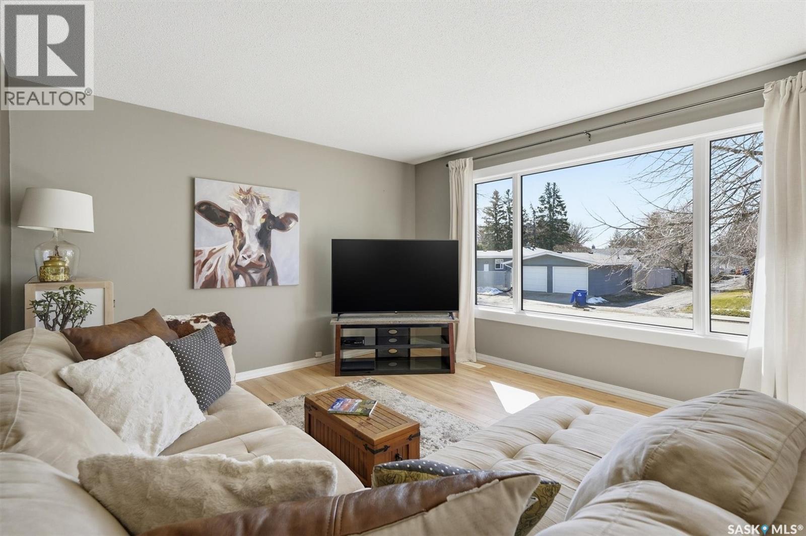 337 East Place, Saskatoon, Saskatchewan  S7J 2Y4 - Photo 5 - SK033518