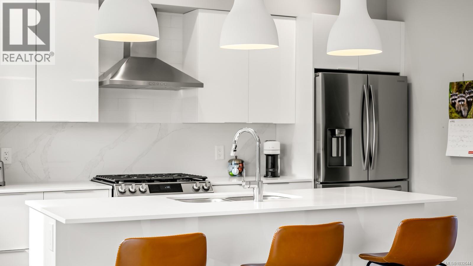 23 623 Crown Isle Blvd, Courtenay, British Columbia  V9N 9W1 - Photo 9 - 1032644