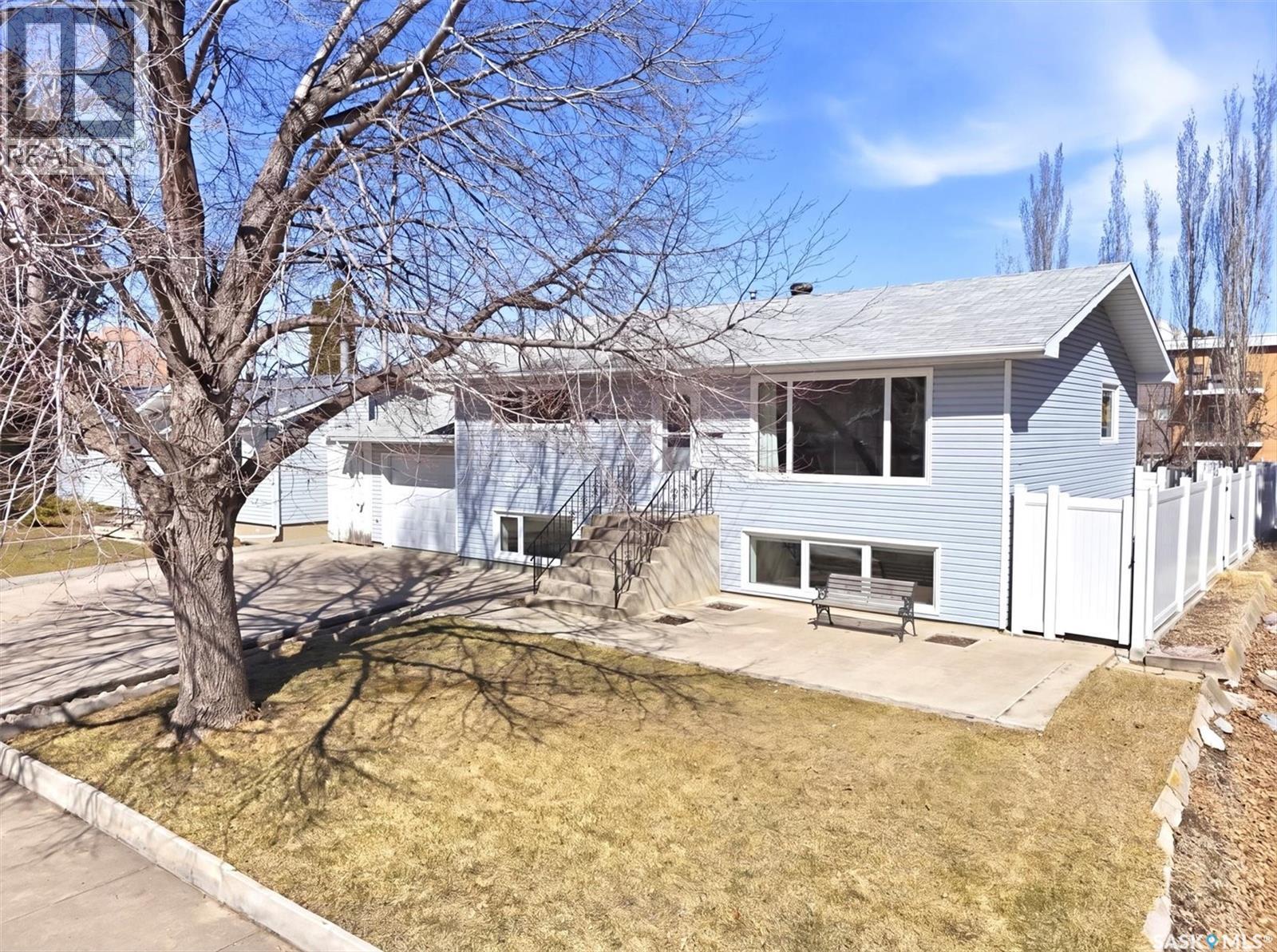 337 East PLACE, Saskatoon, Saskatchewan