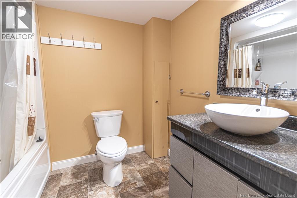 41 Bristol Street, Fredericton, New Brunswick  E3B 4W2 - Photo 24 - NB137392