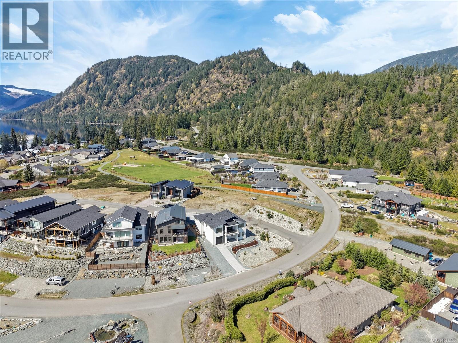 9382 Lakefront Rise, Lake Cowichan, British Columbia  V0R 2G1 - Photo 50 - 1032699