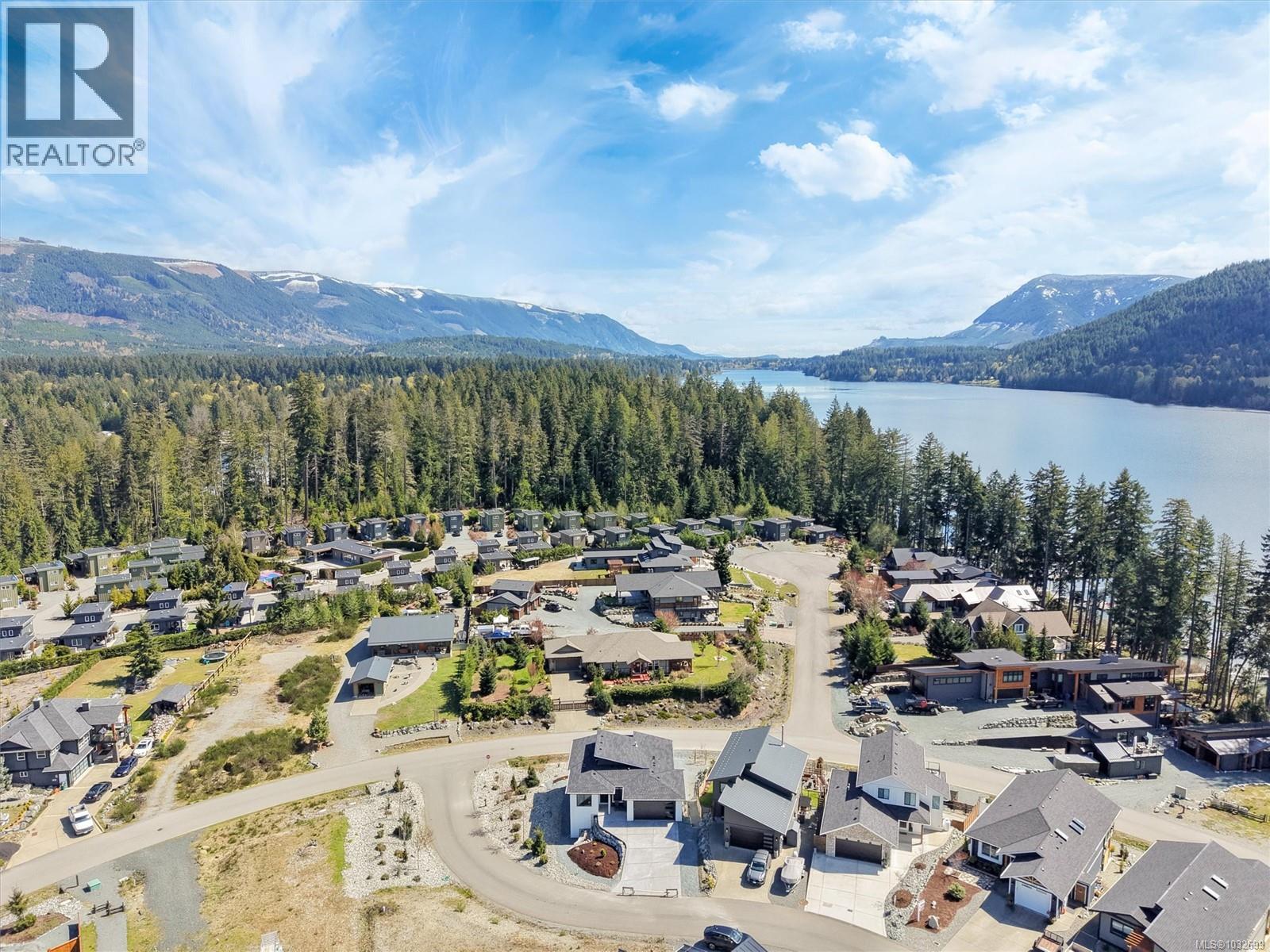 9382 Lakefront Rise, Lake Cowichan, British Columbia  V0R 2G1 - Photo 52 - 1032699