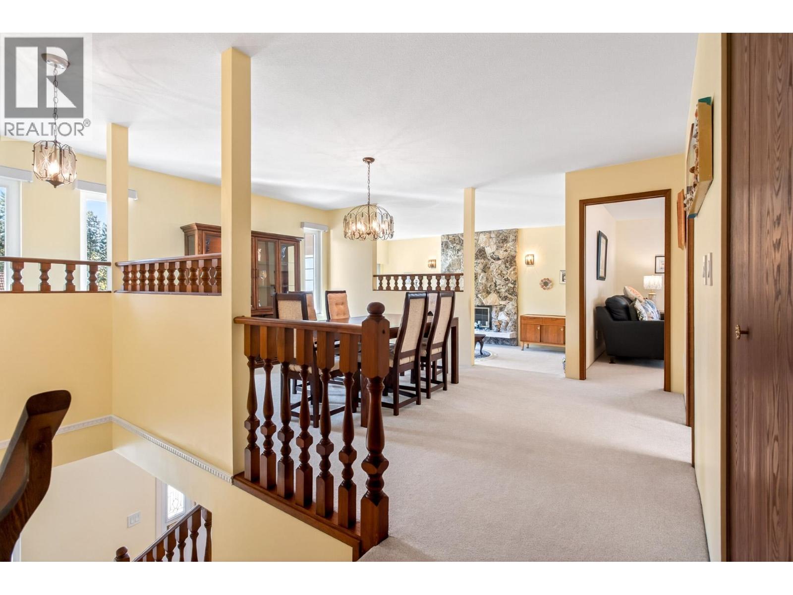 1558 Glen Abbey Drive, Burnaby, British Columbia  V5A 4C8 - Photo 6 - R3114455