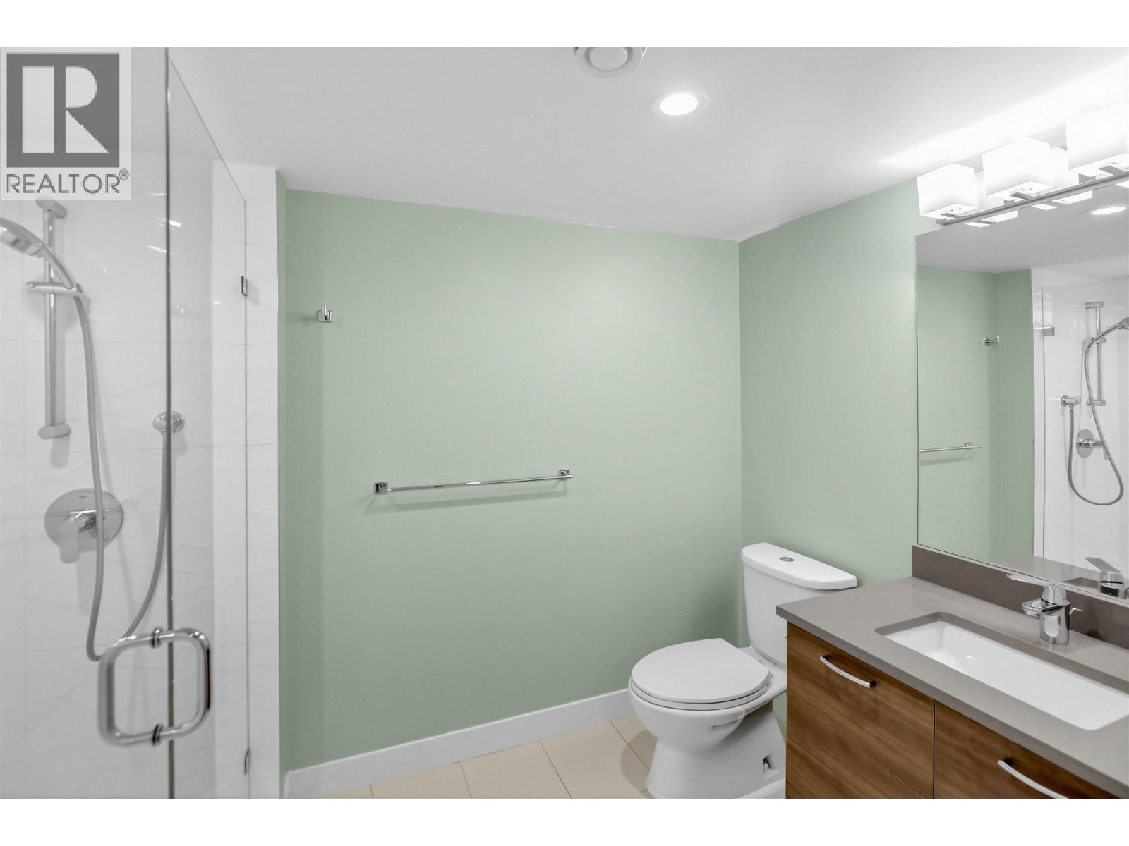 309 1519 Crown Street, North Vancouver, British Columbia  V7J 1G6 - Photo 12 - R3080041