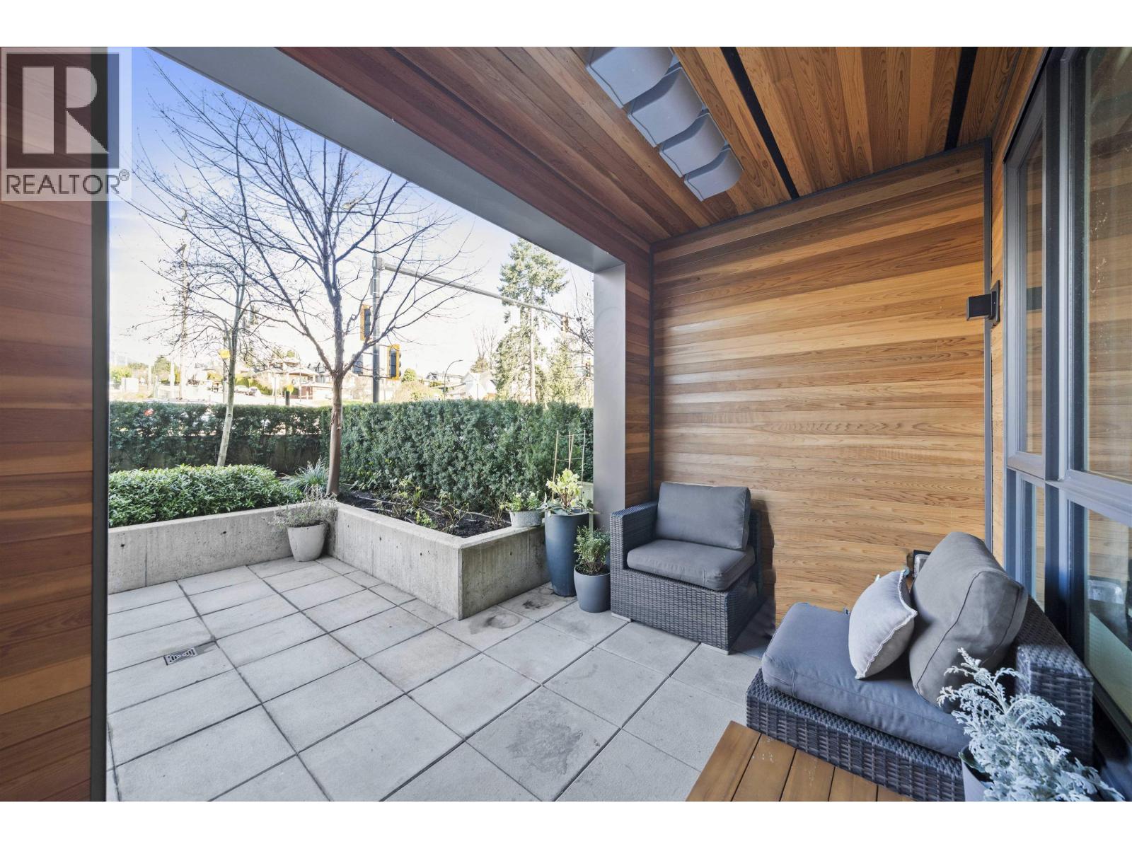 116 747 E 3rd Street, North Vancouver, British Columbia  V7L 1G8 - Photo 30 - R3114166