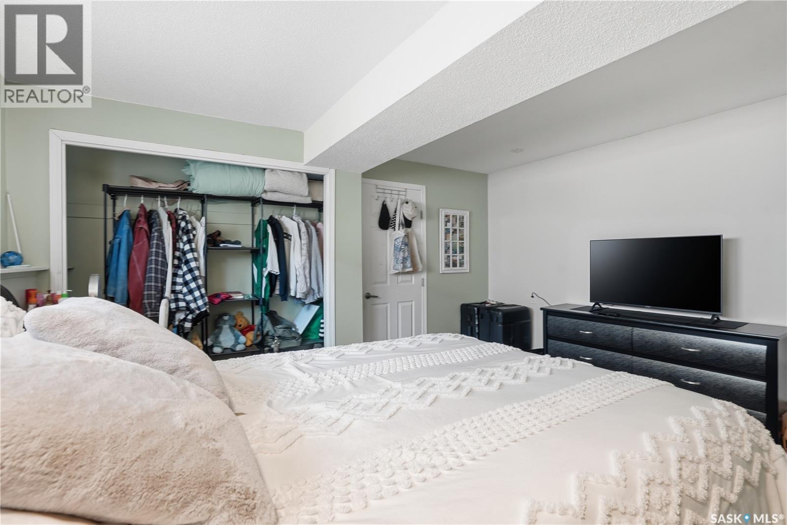 163 Lloyd Crescent, Regina, Saskatchewan  S4R 6B9 - Photo 36 - SK033541