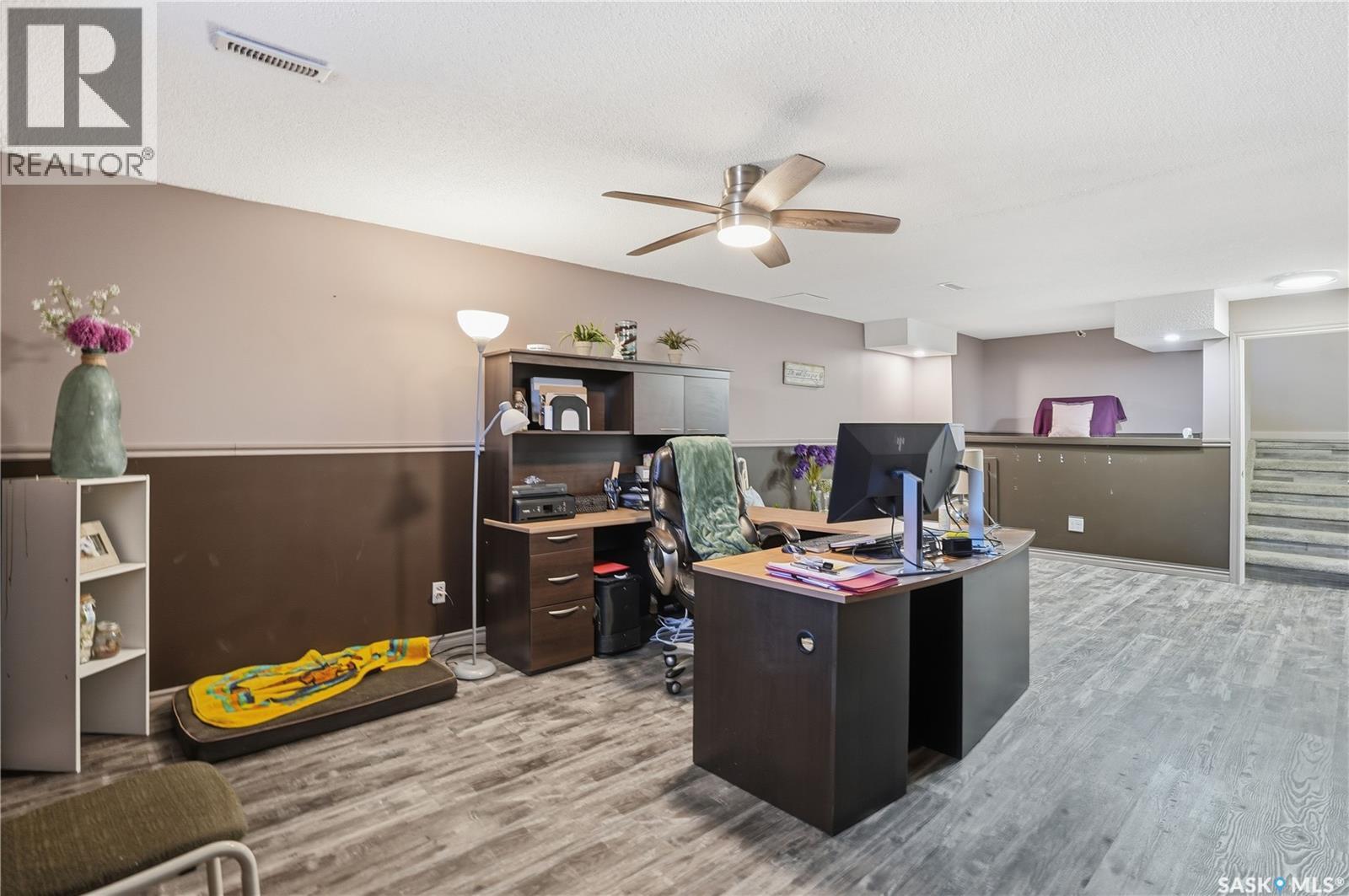 163 Lloyd Crescent, Regina, Saskatchewan  S4R 6B9 - Photo 42 - SK033541