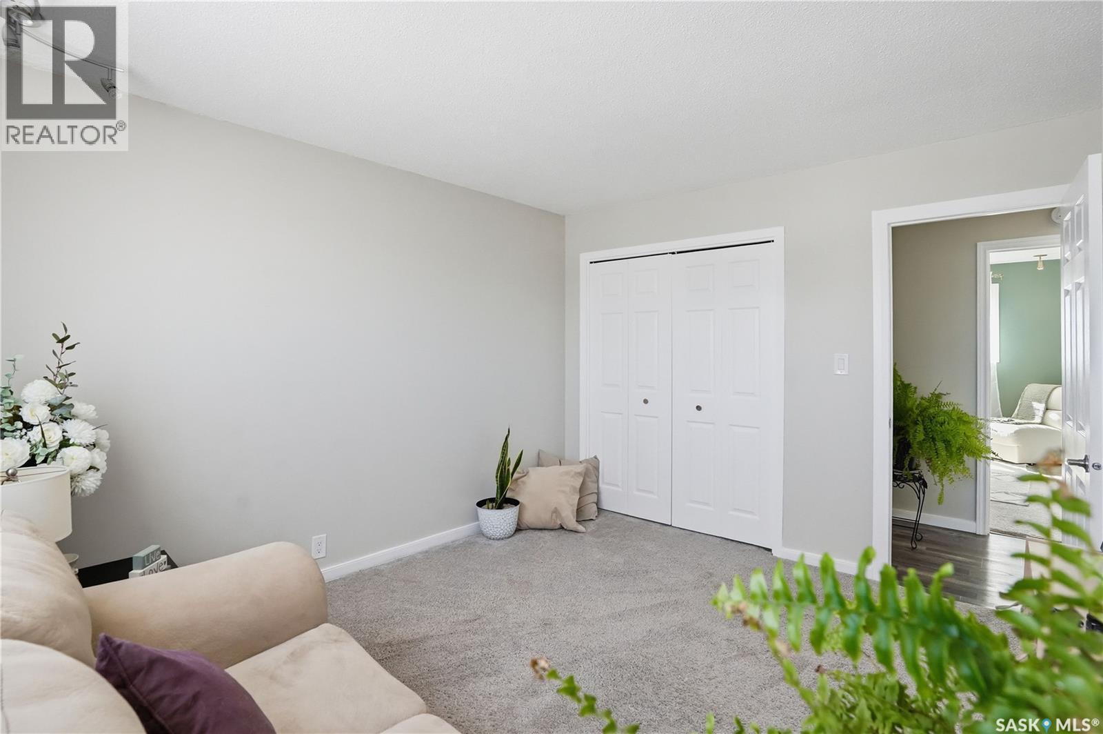 163 Lloyd Crescent, Regina, Saskatchewan  S4R 6B9 - Photo 25 - SK033541