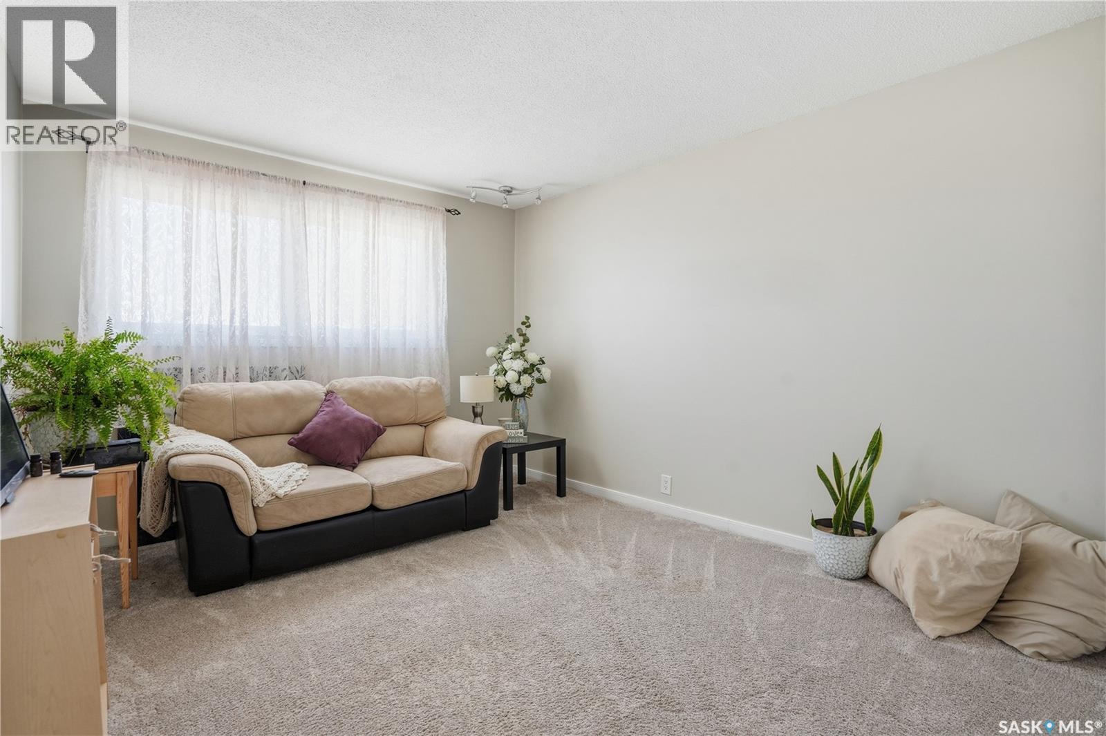 163 Lloyd Crescent, Regina, Saskatchewan  S4R 6B9 - Photo 24 - SK033541