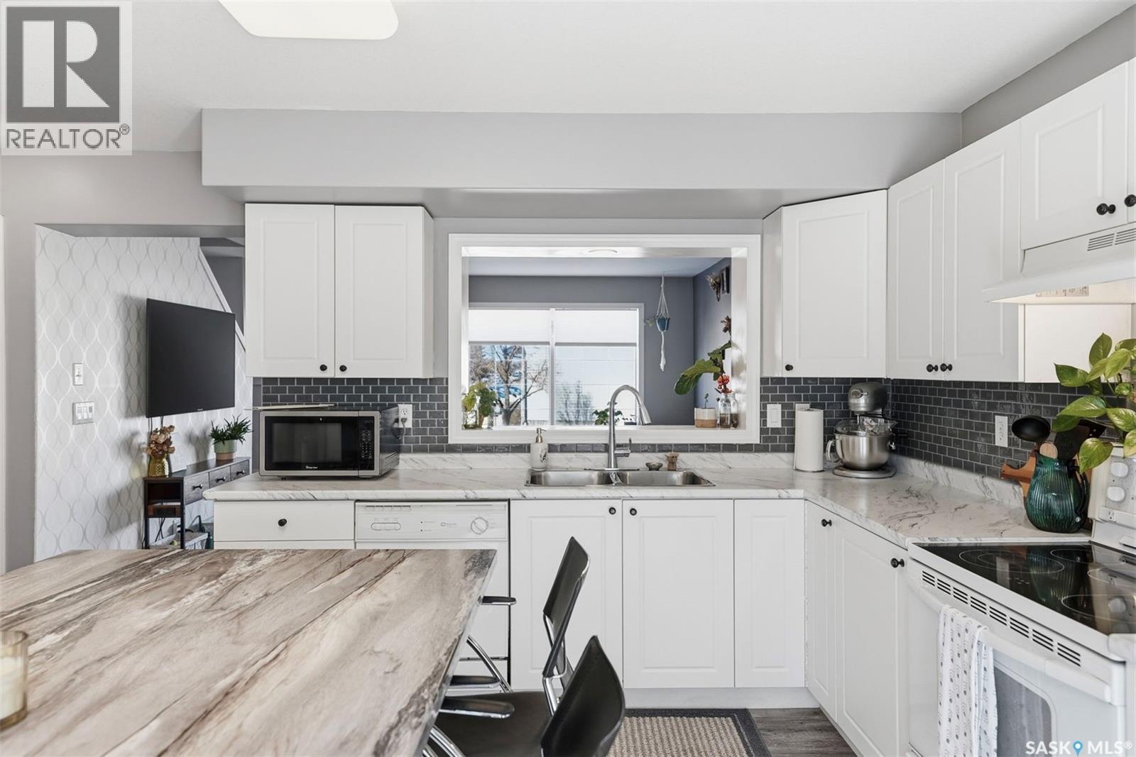 131 663 Beckett Crescent, Saskatoon, Saskatchewan  S7N 4X2 - Photo 9 - SK033543