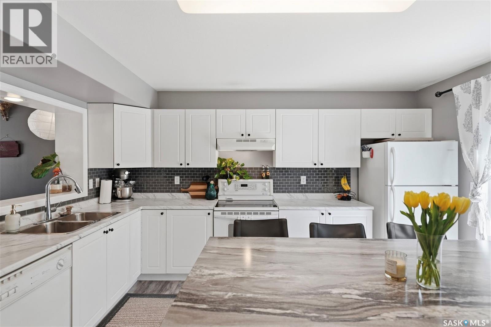 131 663 Beckett Crescent, Saskatoon, Saskatchewan  S7N 4X2 - Photo 7 - SK033543