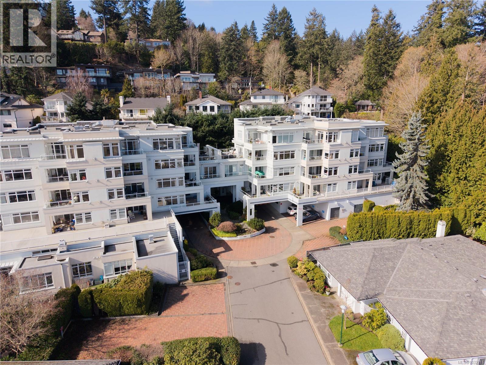 306 5110 Cordova Bay Rd, Saanich, British Columbia  V8Y 2K5 - Photo 51 - 1032911