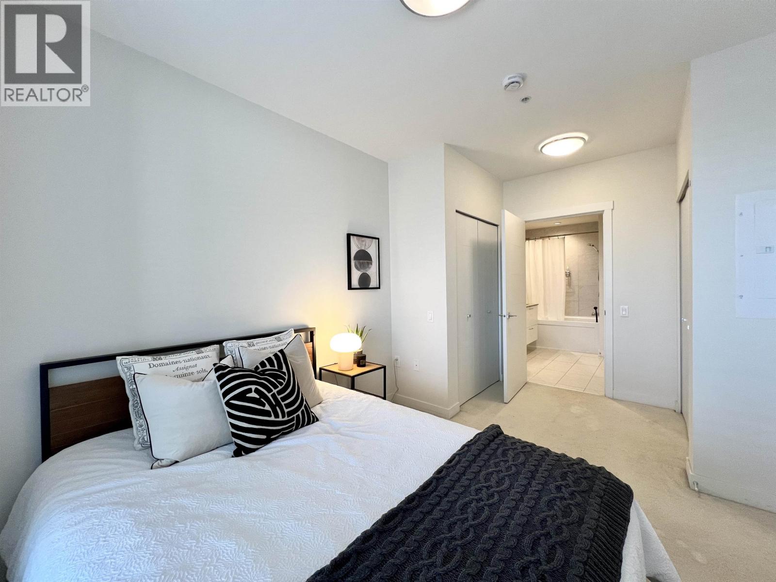 408 707 Como Lake Avenue, Coquitlam, British Columbia  V3J 0J5 - Photo 15 - R3114048