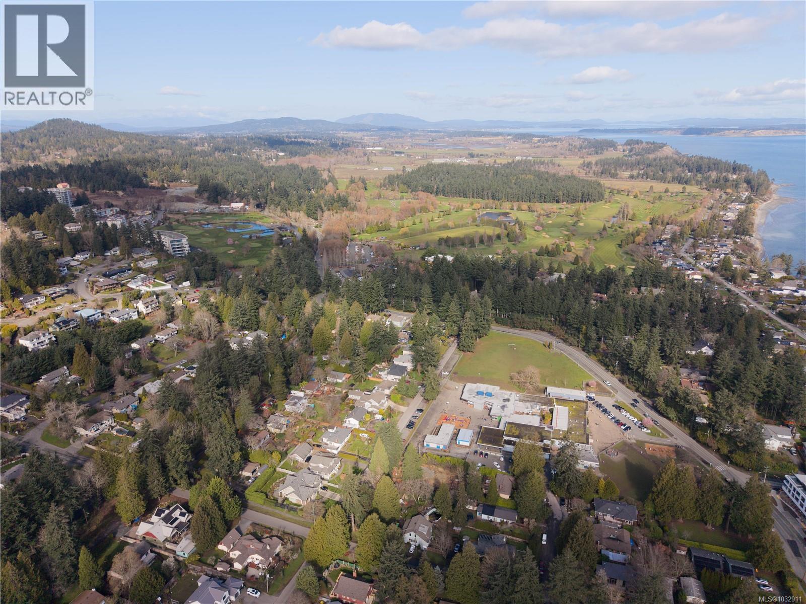 306 5110 Cordova Bay Rd, Saanich, British Columbia  V8Y 2K5 - Photo 70 - 1032911