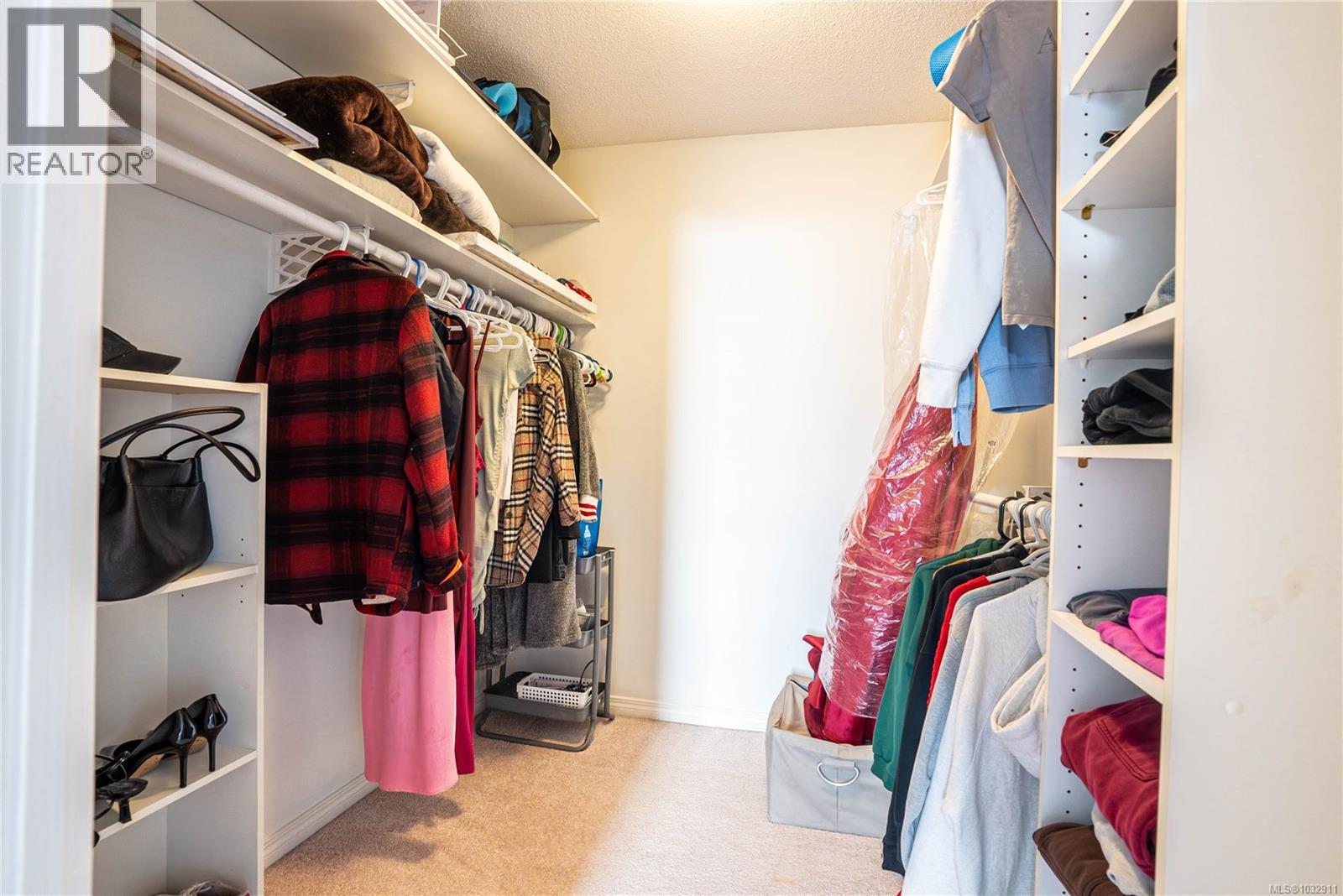 306 5110 Cordova Bay Rd, Saanich, British Columbia  V8Y 2K5 - Photo 35 - 1032911