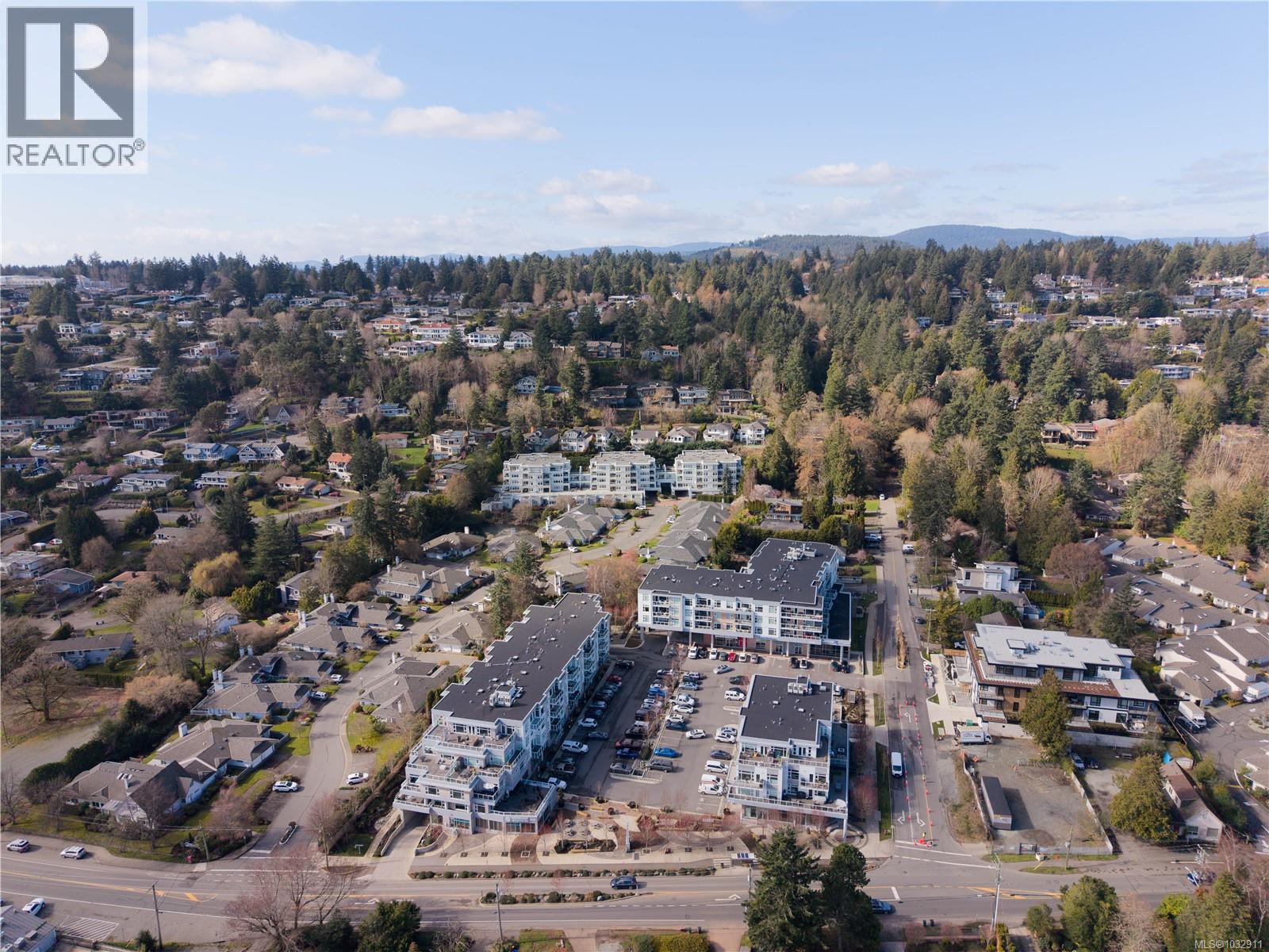 306 5110 Cordova Bay Rd, Saanich, British Columbia  V8Y 2K5 - Photo 69 - 1032911