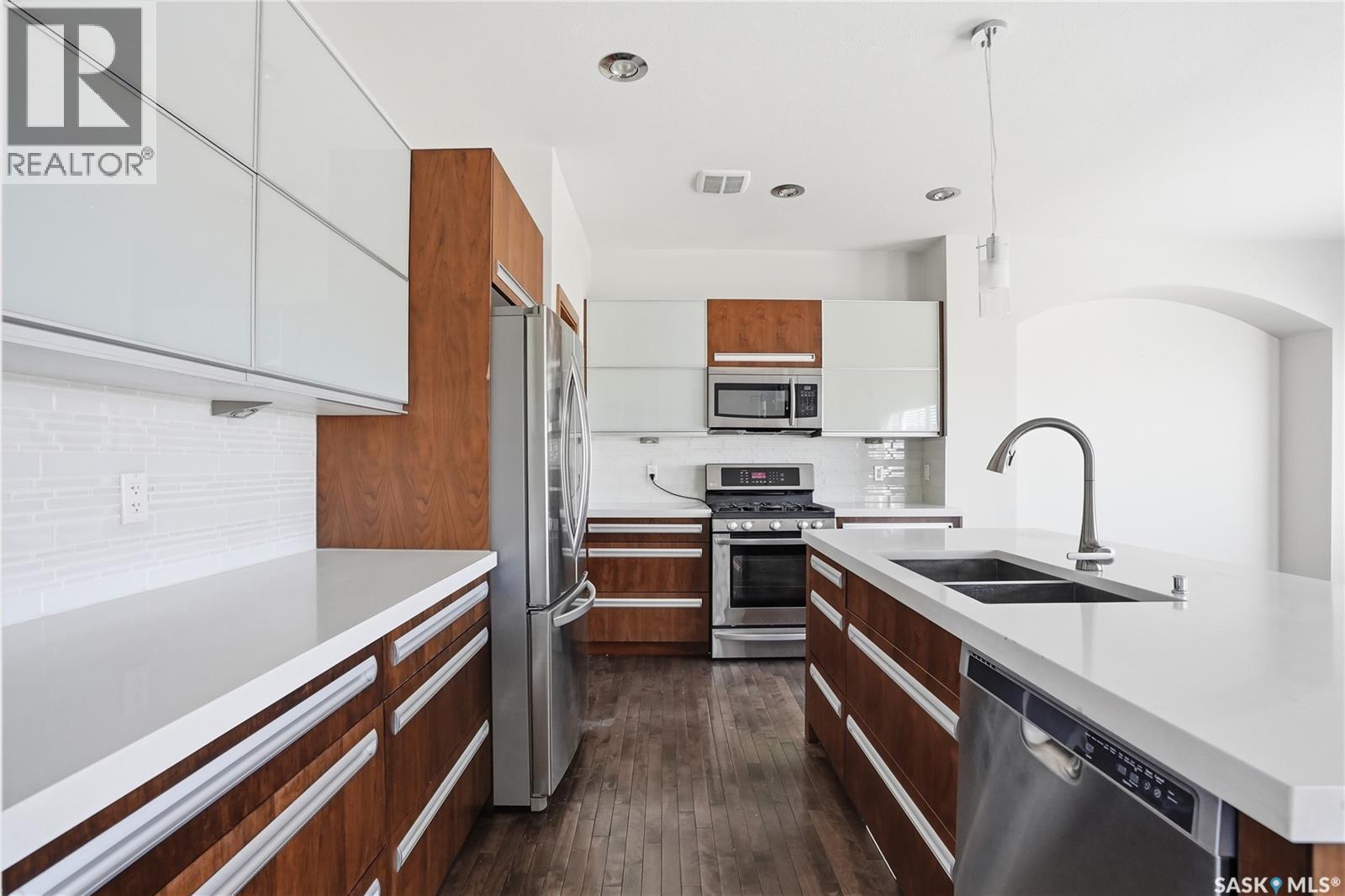 446 Pichler Crescent, Saskatoon, Saskatchewan  S7V 0H2 - Photo 4 - SK033569