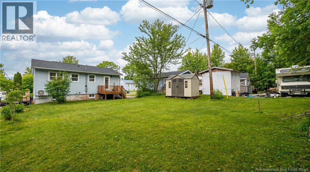 338 Westbrook, Moncton, New Brunswick  E1E 2M2 - Photo 4 - NB137554