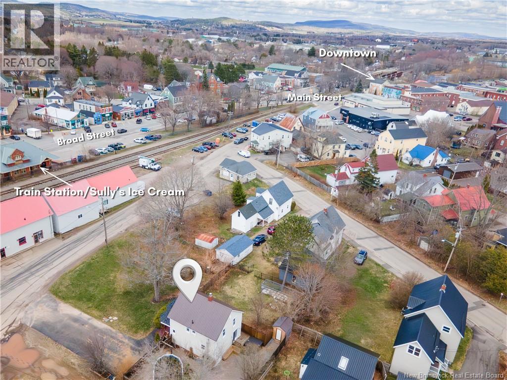 64 Park Street, Sussex, New Brunswick  E4E 1V1 - Photo 5 - NB137577