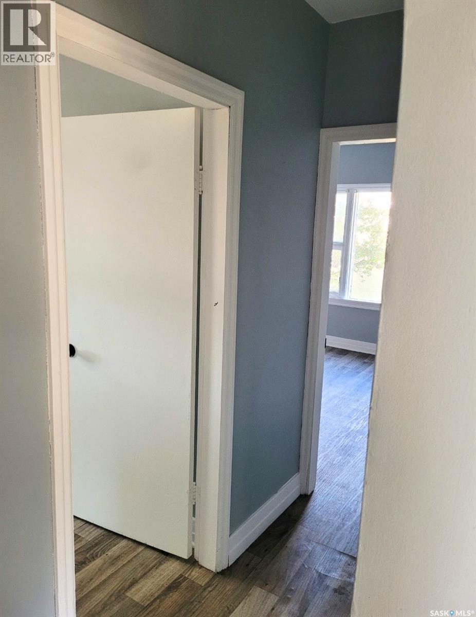 211 Broadway Street W, Yorkton, Saskatchewan  S3N 0M9 - Photo 8 - SK033584