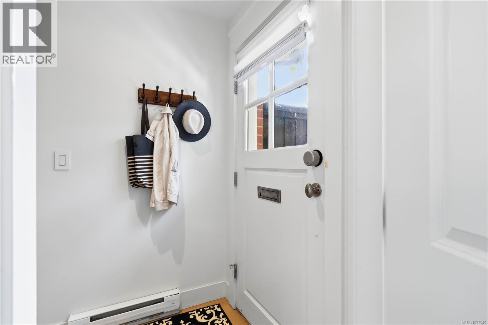 1 1521 Belcher Ave, Victoria, British Columbia  V8R 4N2 - Photo 6 - 1032945