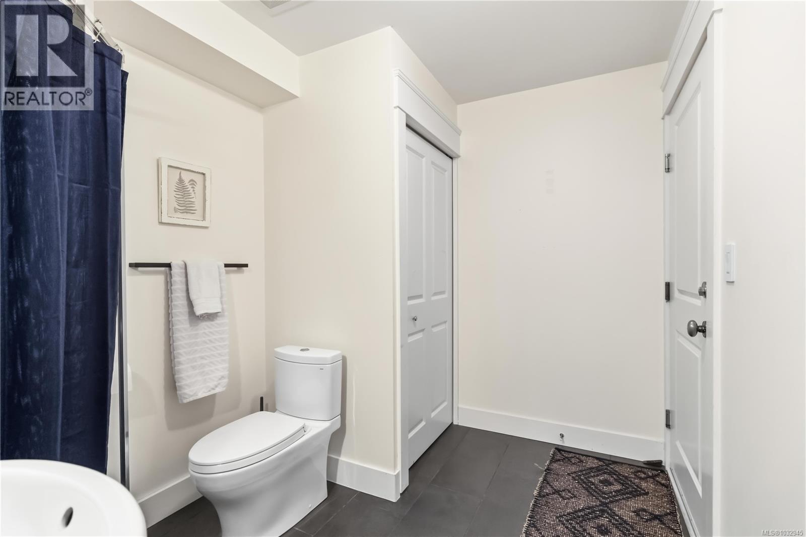 1 1521 Belcher Ave, Victoria, British Columbia  V8R 4N2 - Photo 30 - 1032945